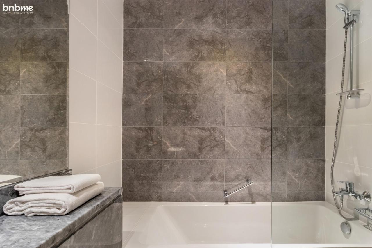 Bnbmehomes - Luxury 2B Apt - Al Habtoor - Amna Tower - 5044 Dubai Esterno foto